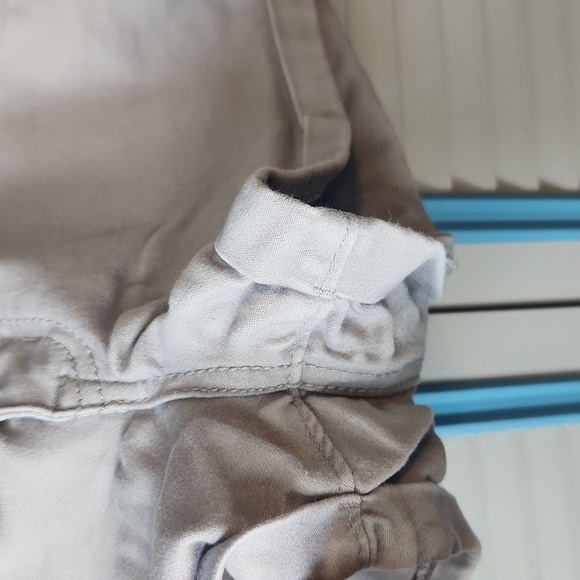 Refuge High Waisted Light Grey Denim Shorts - Picture 7 of 13